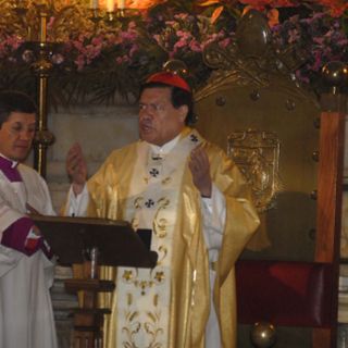 Llama Norberto Rivera a transformarse y renacer en Nochebuena