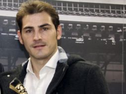 Iker Casillas es el único elemento del Real MAdrid considerado por L'Equipe. EFE  /