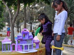 El Parque Hundido en la zona de Circunvalación y Enrique Díaz de León también fue escenario para estrenar los juguetes. A. GARCÍA  /