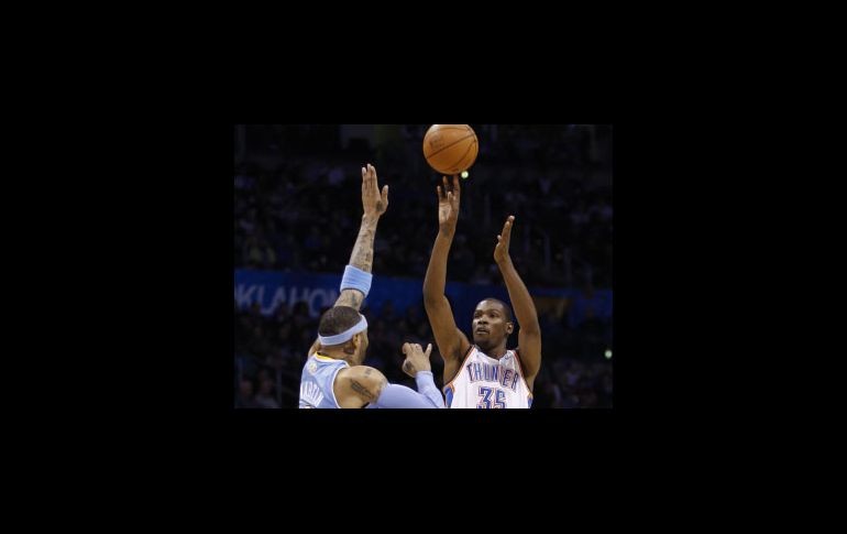 Oklahoma sacó un triunfo sobre Denver. AP  /