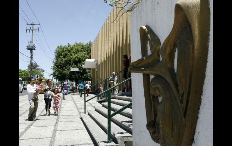 El titular del Seguro Social subrayó que 2010 ha sido un año cuyo balance es positivo para el IMSS. EL INFORMADOR  /