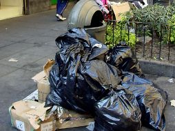 La operación de limpieza comenzó a primeras horas del alba y se prolongó durante toda la jornada. NTX  /