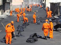 Aún no se aclara si Pemex se hará cargo de reconstruir las viviendas. NOTIMEX  /