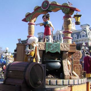 Disney invita a mineros chilenos a su parque en Florida