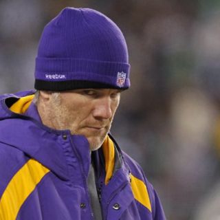Favre es multado por la NFL