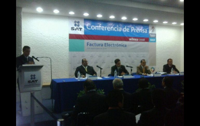 Actualmente ya usan la factura electrónica entre siete y 10 mil contribuyentes. ARCHIVO  /