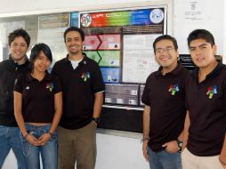Estudiantes de quinto semestre de Ciencias Genómicas que obtuvieron una medalla de oro en el concurso iGEM 2010. ESPECIAL  /