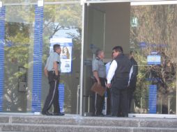 Agentes de la Procuraduría Estatal acudieron a investigar el caso. O. RUVALCABA  /