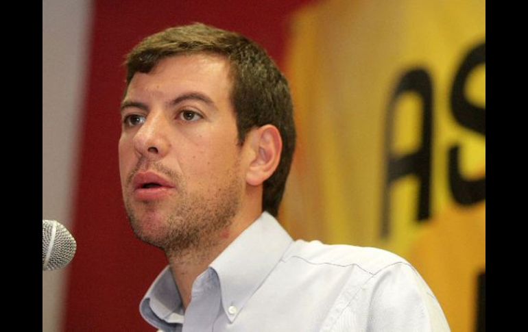 El alcalde de Tlaquepaque, Miguel Castro, pretende que su proyecto ''Hoy no circula'' se aplique en la ZMG. ARCHIVO  /