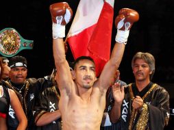 Humberto Soto es el campeón por la CMB en la división de los ligeros. MEXSPORT  /