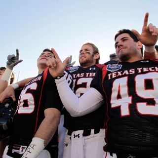 Texas Tech vence a Northwestern en el TicketCity Bowl