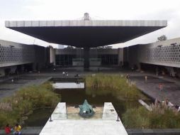 La tradicional feria de libro este año volverá al Museo Nacional de Antropología. ESPECIAL  /