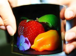 La pantalla Es una pantalla AMOLED de 4,5 pulgadas, con una resolución de 800×480. ESPECIAL  /