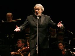 Lúcido y tras haber superado un cáncer de colon el año pasado, el tenor español celebrará el próximo 21 de enero, su cumpleaños.EFE  /