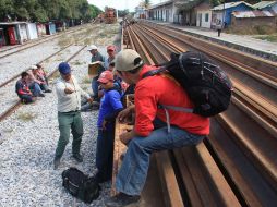 El reporte señala que los migrantes centroamericanos viven la intolerancia con violencia. NTX  /