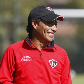 Galindo confía en que Ribeiro firme con los rojinegros