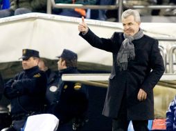 Javier Aguirre celebra la victoria de su equipo, segunda de la campaña, en partido disputado en la Romareda. EFE  /
