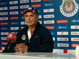 El estratega del Rebaño Sagrado, José Luis Real atendió a los medios en una rueda de prensa. R. VELÁZQUEZ  /