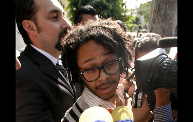 El cantante ofreció una entrevista para un canal de Televisa en donde se defendió. NOTIMEX  /