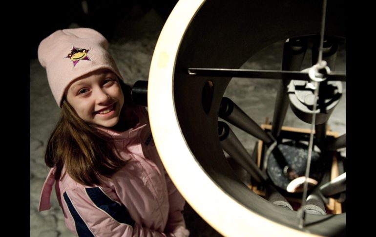 Kathryn Aurora Gray se convirtió en la persona más joven en descubrir una supernova. AP  /