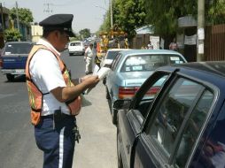 Dan de baja a agentes de Tránsito por pérdida de confianza en Juárez. ARCHIVO  /
