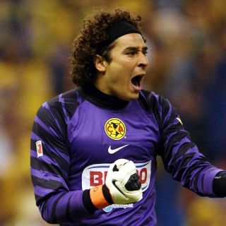 Ochoa es el mejor portero mexicano