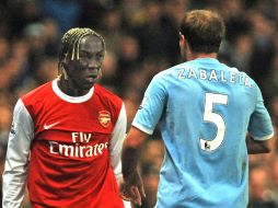El jugador del Arsenal Bacary Sagna fue expulsado del partido. EFE  /