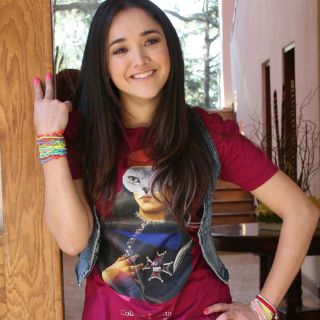 Sherlyn aclara que sólo tiene una amistad con Alejandro Basteri