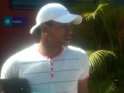 El jugador hondureño Carlo Costly se llevó un pequeño susto en el entrenamiento. E. PACHECO  /