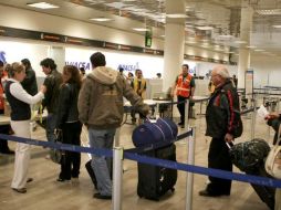 Pasajeros internacionales tuvieron un decremento de 3.5 por ciento. ARCHIVO  /