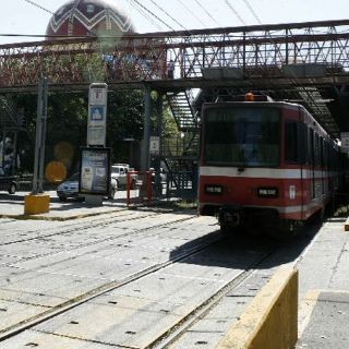 Restauran vagones de Tren Ligero