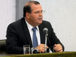 El presidente del Banco Central de Brasil, Alexandre Tombini, durante una rueda de prensa en Brasilia. EFE  /