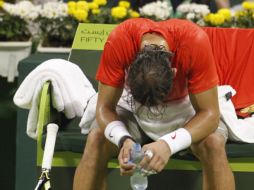 El tenista español, número uno del mundo Rafael Nadal fue eliminado. REUTERS  /