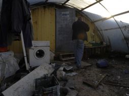 Familiares del fallecido, durante su funeral en Yenin, ciudad de población palestina de Cisjordania. AFP  /