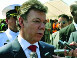Juan Manuel Santos (foto), dará todas las garantías de seguridad para que avance el proceso de liberación de los rehenes.ARCHIVO  /