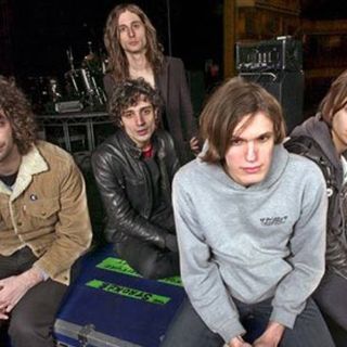 'Hitler' anuncia el regreso de The Strokes en Youtube