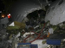 El accidente ocurrió cuando el aparato se disponía a aterrizar entre la niebla. AP  /