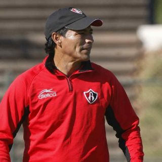 Galindo asegura que Costly estaría más tiempo sin acción