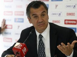 Jorge Vergara hizo oficial el nombramiento en rueda de prensa. M. FREYRIA  /