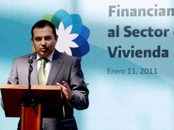 Ernesto Cordero, durante su intervención en la presentación del programa Financiamiento al Sector de la Vivienda 2011. EL UNIVERSAL  /