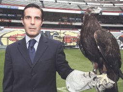 Michel Bauer, presidente de las Águilas, explotó contra el cuerpo arbitral, tras la derrota del domingo ante el Pachuca. MEXSPORT  /