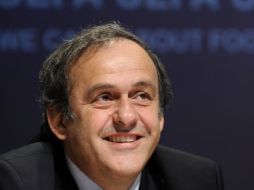 Michel Platini, presidente de la UEFA en una rueda de prensa. AFP  /