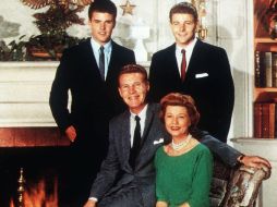 El actor se encuentra con toda su familia en su casa. AP  /