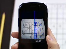 Con sólo tomar una foto del Sudoku, la aplicación lo resolverá en segundos. ESPECIAL  /