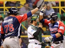 Los jugadores de Obregón celebran su triunfo. ESPECIAL  /