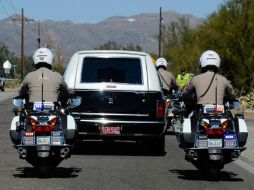 Carroza fúnebre que transportó el ataúd con el cuerpo del juez. AFP  /