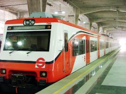 La madre y la enfermera ayudante serán acreedoras a una tarjeta de viajero por un año. ESPECIAL  /