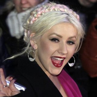 Prohíben canciones de Christina Aguilera y Eminem en China