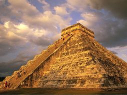 La pirámide de Kukulcán es la más imponente herencia de la ciudad prehispánica de Chichén Itzá.ESPECIAL  /