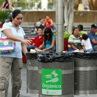 Guadalajara analiza premiar a quienes reciclen la basura